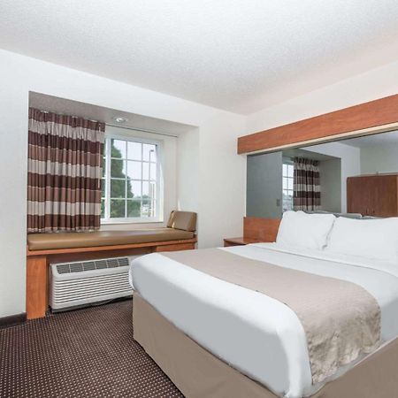 Microtel Inn & Suites By Wyndham Rice Lake Dış mekan fotoğraf