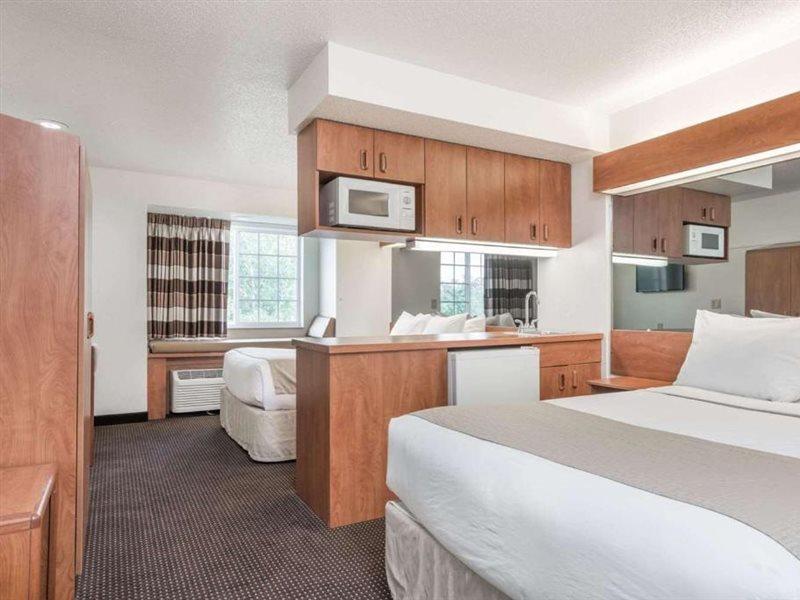 Microtel Inn & Suites By Wyndham Rice Lake Dış mekan fotoğraf
