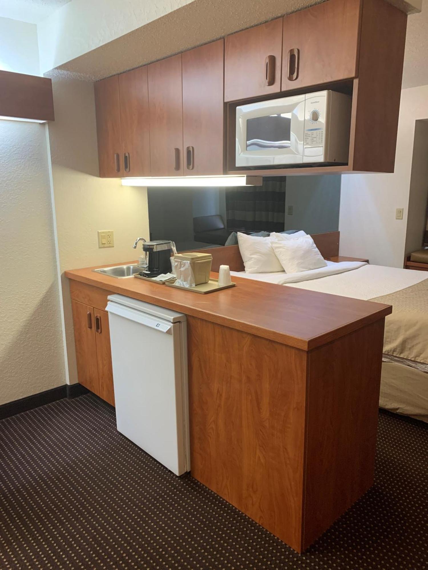Microtel Inn & Suites By Wyndham Rice Lake Dış mekan fotoğraf