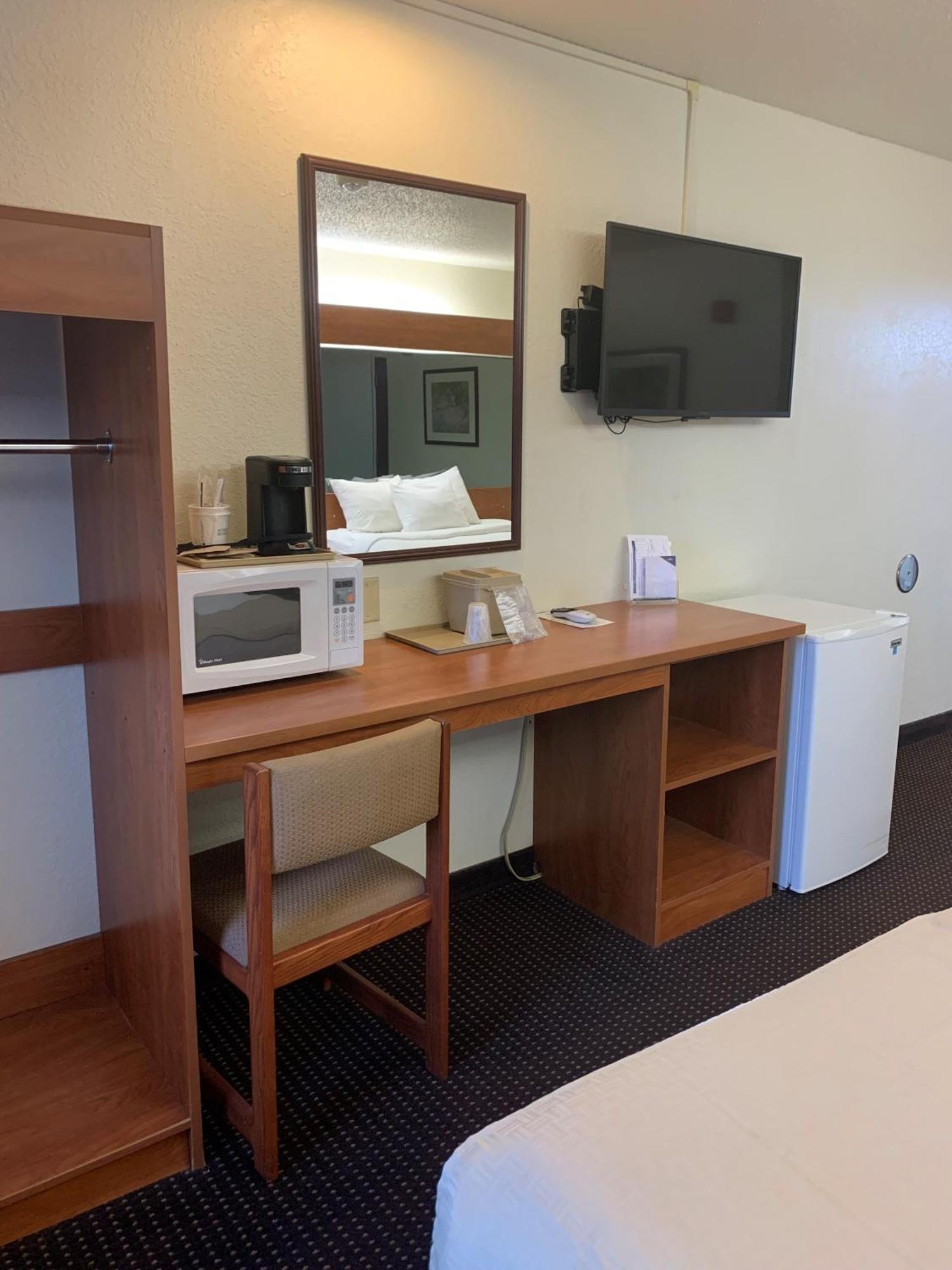 Microtel Inn & Suites By Wyndham Rice Lake Dış mekan fotoğraf